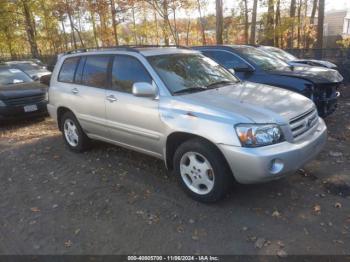  Salvage Toyota Highlander