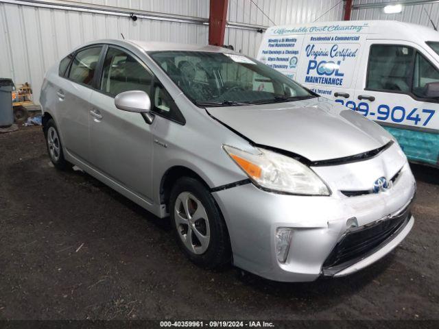  Salvage Toyota Prius