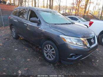  Salvage Nissan Pathfinder