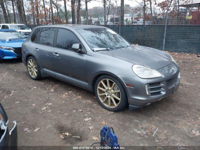  Salvage Porsche Cayenne