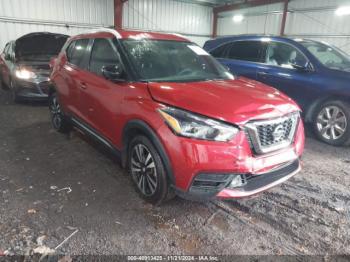  Salvage Nissan Kicks