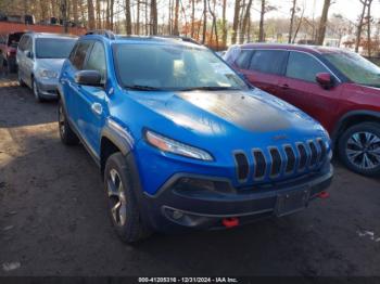  Salvage Jeep Cherokee