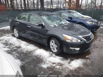  Salvage Nissan Altima