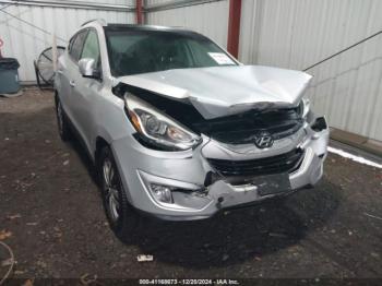  Salvage Hyundai TUCSON