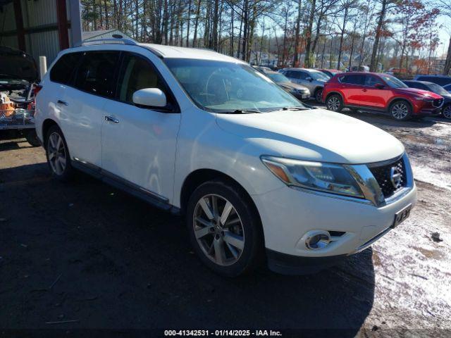  Salvage Nissan Pathfinder