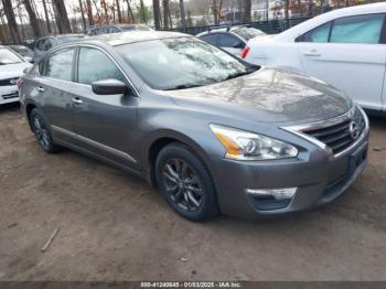  Salvage Nissan Altima