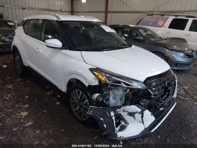  Salvage Nissan Kicks