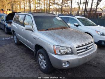  Salvage Toyota Highlander