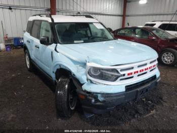  Salvage Ford Bronco