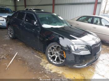  Salvage Chrysler 300