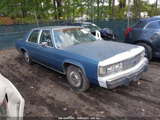  Salvage Ford Crown Victoria