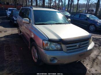  Salvage Toyota Highlander