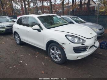  Salvage Porsche Cayenne