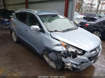  Salvage Hyundai TUCSON