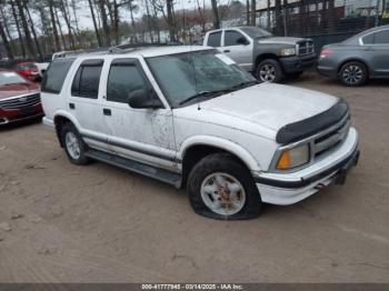  Salvage Chevrolet Blazer