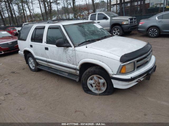  Salvage Chevrolet Blazer