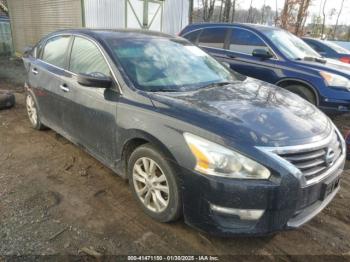  Salvage Nissan Altima