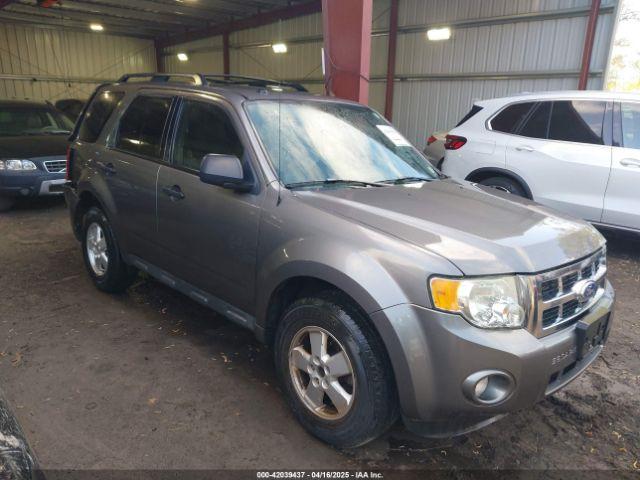  Salvage Ford Escape