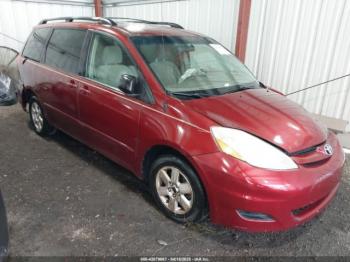  Salvage Toyota Sienna