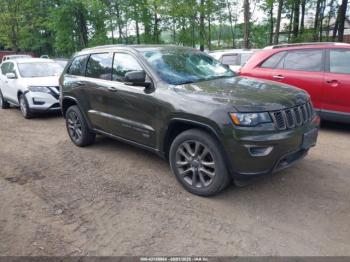  Salvage Jeep Grand Cherokee