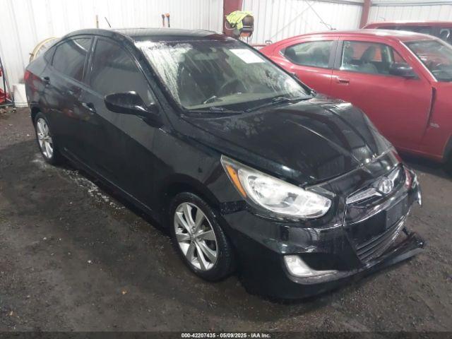  Salvage Hyundai ACCENT