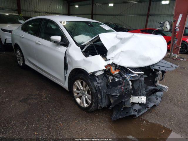  Salvage Chrysler 200