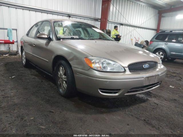  Salvage Ford Taurus
