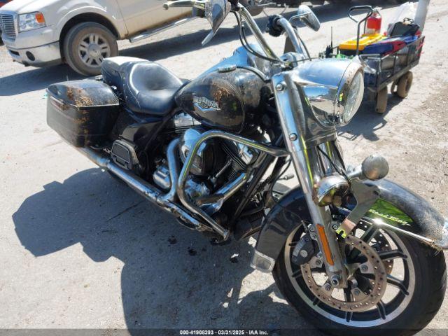  Salvage Harley-Davidson Flhr