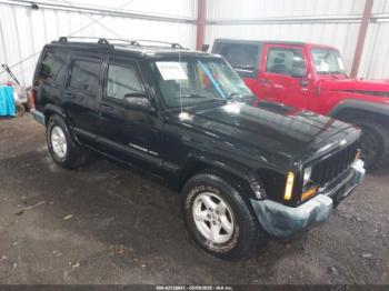  Salvage Jeep Cherokee