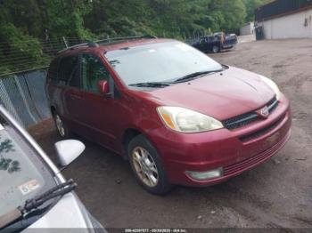  Salvage Toyota Sienna