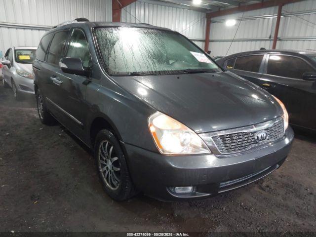  Salvage Kia Sedona