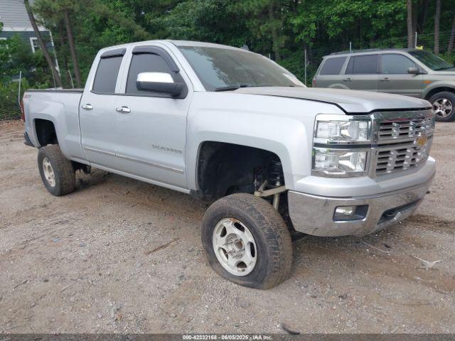  Salvage Chevrolet Silverado 1500