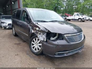  Salvage Chrysler Town & Country