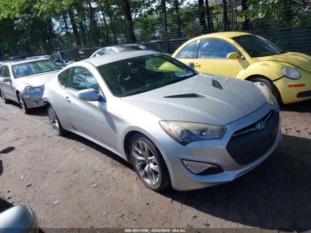  Salvage Hyundai Genesis