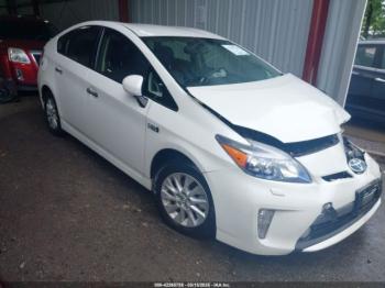  Salvage Toyota Prius