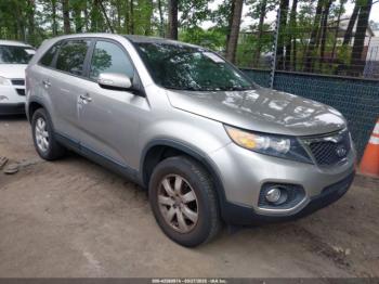  Salvage Kia Sorento