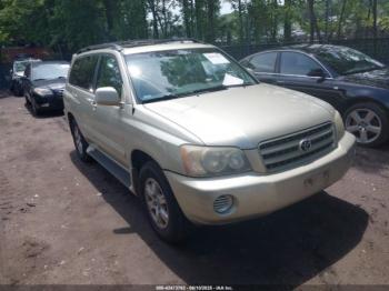  Salvage Toyota Highlander