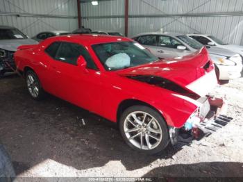  Salvage Dodge Challenger