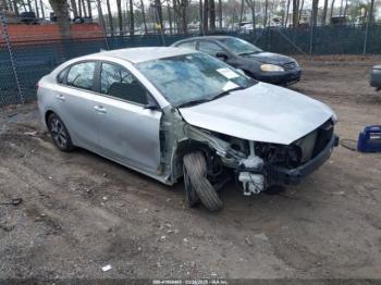 Salvage Kia Forte