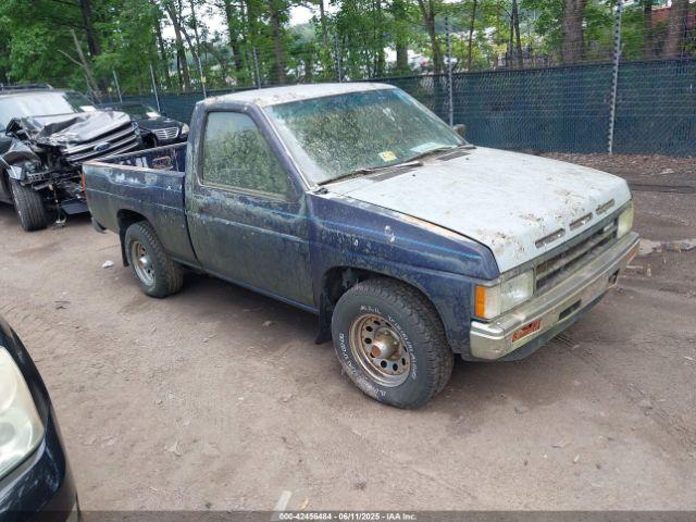  Salvage Nissan D21