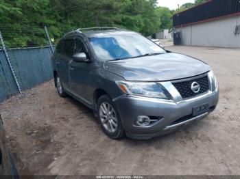  Salvage Nissan Pathfinder