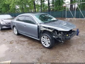  Salvage Volkswagen Passat