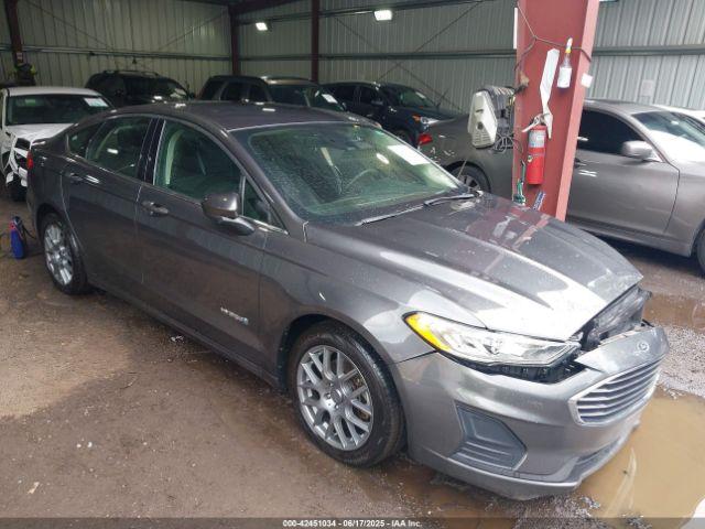  Salvage Ford Fusion