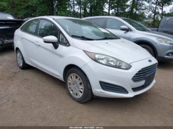  Salvage Ford Fiesta