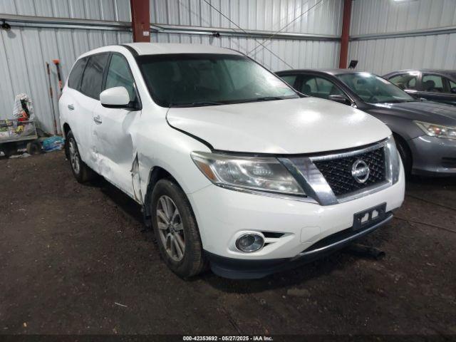  Salvage Nissan Pathfinder
