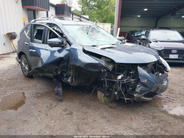  Salvage Nissan Rogue