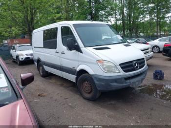  Salvage Mercedes-Benz Sprinter 2500