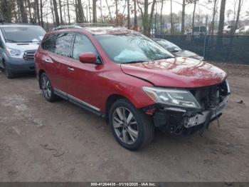  Salvage Nissan Pathfinder