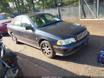  Salvage Volvo S40