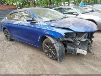  Salvage Chrysler 200